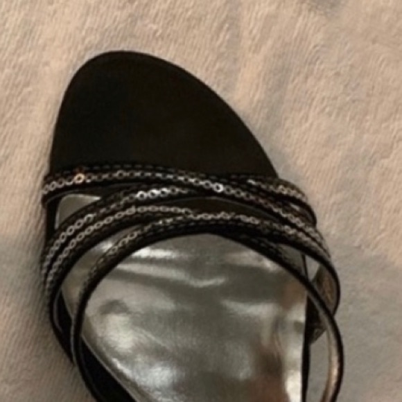 “RAMPAGE”🌹SUPER SEXY🖤 BLACK W/RHINESTONES HEELS - Picture 11 of 12